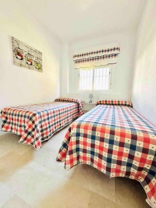 Apartamento Adosado En Novo Atlantico Golf Novo Sancti Petri Exterior foto